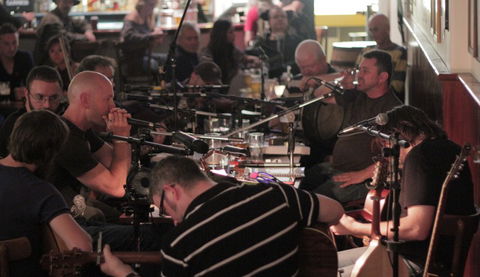 Woodbridge Hotel - Sydney 4u 1