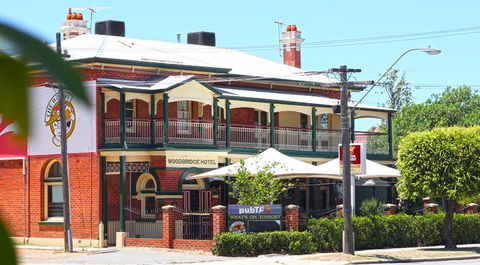 Woodbridge Hotel - Sydney 4u 2
