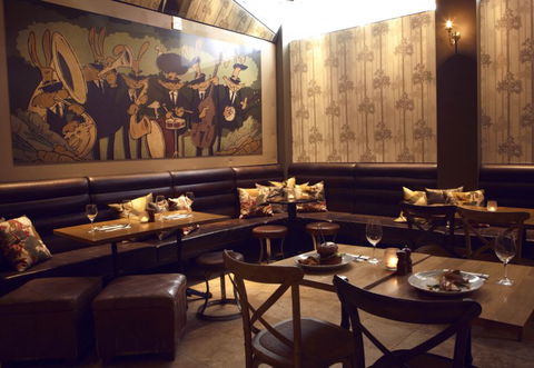 Rabbit Hole Bar And Dining - Accommodation Sydney 1