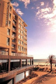 Oaks Plaza Pier - Accommodation Sydney 0
