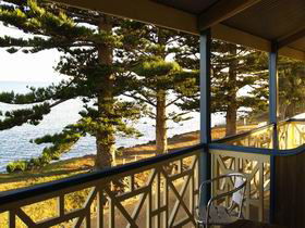 Robe Hotel - Accommodation Sydney 0