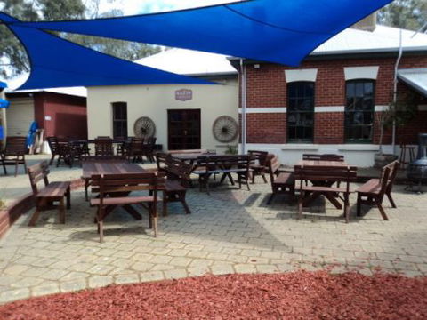 Grass Valley Tavern - Sydney 4u 3