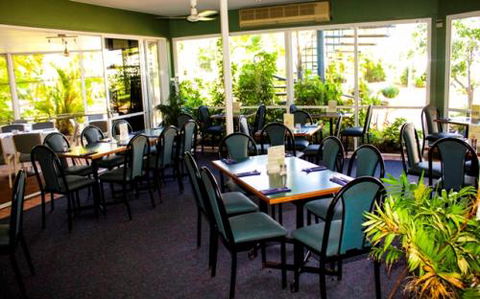 KBR’s Licensed Restaurant - Accommodation Sydney 0