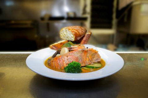 KBR’s Licensed Restaurant - Accommodation Sydney 2