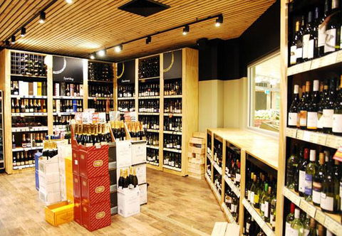 Vintage Cellars - Sydney 4u 4