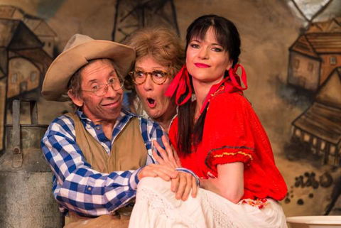 Footlights Theatre Restaurant - Accommodation Sydney 4