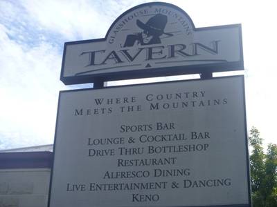 Glass House Mountains Tavern - Accommodation Sydney 0