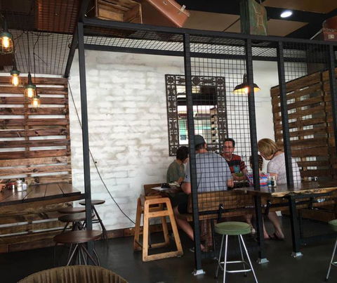 Page 27 Cafe - Sydney 4u 0