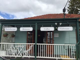 Salty Kisses Natural Therapy Centre - Accommodation Sydney 4