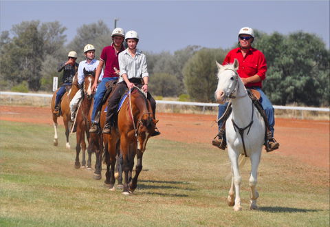 Pride Of The West Races 2020 - Accommodation Sydney 0