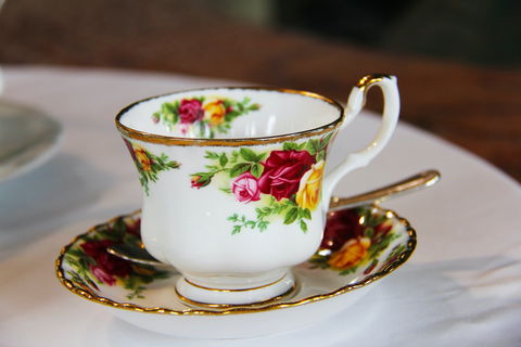 Spring High Tea - First Sitting - Accommodation Sydney 0