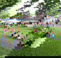 Young and Region Farmers Markets - Sydney 4u