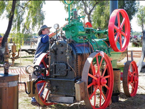 9th Biennial Queensland Heritage Rally - Sydney 4u 0