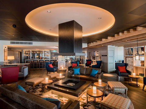 Live Music In 1867 Lounge - Accommodation Sydney 0