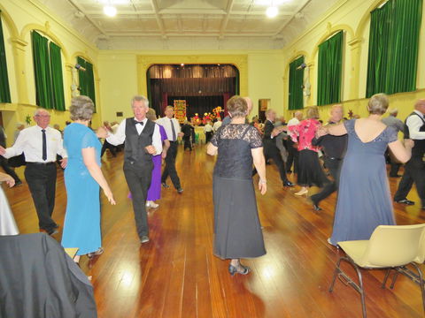 Old Style/New Vogue Dance Practice/Lessons - Accommodation Sydney 1