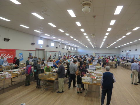 Rotary Club Of Wagga Wagga - Book Fair - Sydney 4u 1