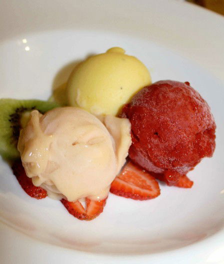 White Water Restaurant - Sydney 4u 1