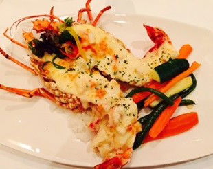 Basils Seafood Restaurant - Accommodation Sydney 3