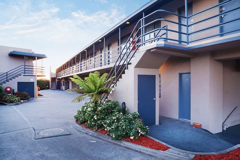 Best Western Mahoneys Motor Inn - Accommodation Sydney 1