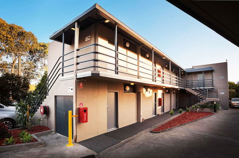 Best Western Mahoneys Motor Inn - Accommodation Sydney 0