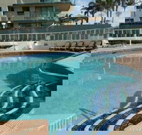 Beachfront Towers - Accommodation Sydney