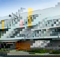 Mawson Lakes Hotel  Function Centre - Accommodation Sydney