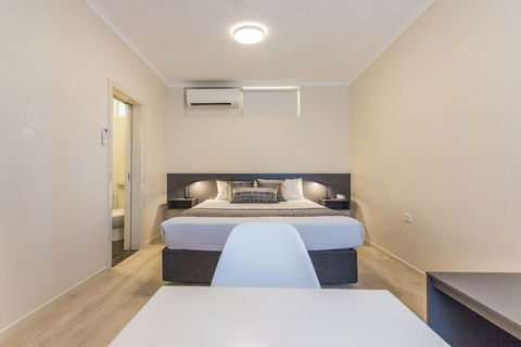 Dawson Motor Inn - Sydney 4u 7