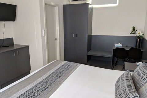 Dawson Motor Inn - Sydney 4u 5