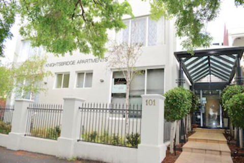 Knightsbridge Apartments - Sydney 4u 0