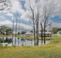 Starline Alpacas Farmstay Resort - Sydney 4u