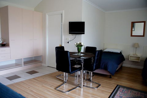 Shearwater Cottages - Accommodation Sydney 6