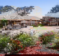 The Standpipe Golf Motor Inn - Accommodation Sydney