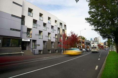 City Edge North Melbourne - Sydney 4u 1