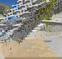 Newport Mooloolaba - Sydney 4u