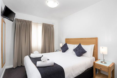 Fawkner Executive Suites & Serviced Apartments - Accommodation Sydney 7
