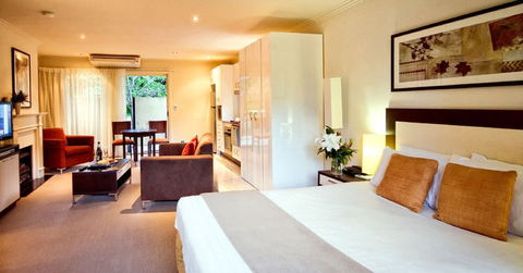Falls Mountain Retreat - Accommodation Sydney 3