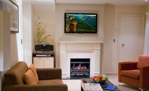 Falls Mountain Retreat - Accommodation Sydney 5