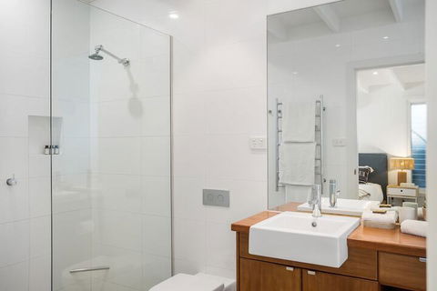 A PERFECT STAY - Allure - Accommodation Sydney 6