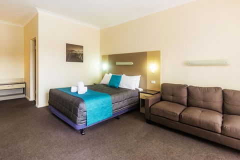 Caravilla Motor Inn - Accommodation Sydney 6