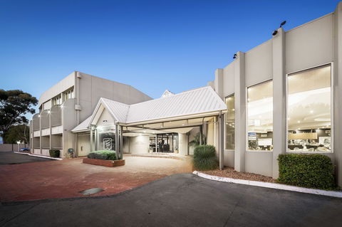 Ciloms Airport Lodge - Accommodation Sydney 0