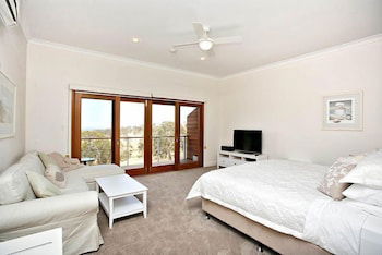 Seascape Retreat - Sydney 4u 4