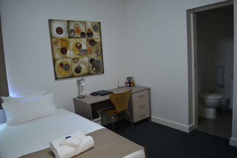 Hotel Gracelands - Sydney 4u 5
