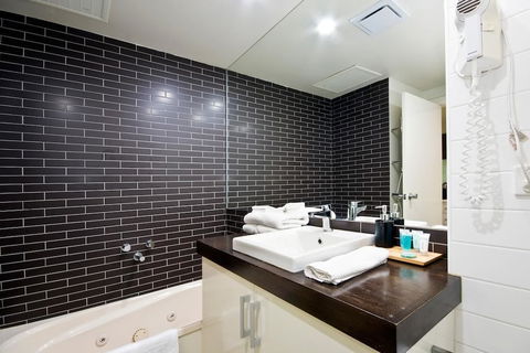 Lorne Bay View Motel - Accommodation Sydney 3