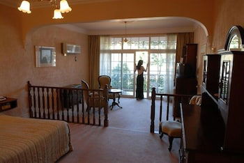 Victoria House Motor Inn - Sydney 4u 6