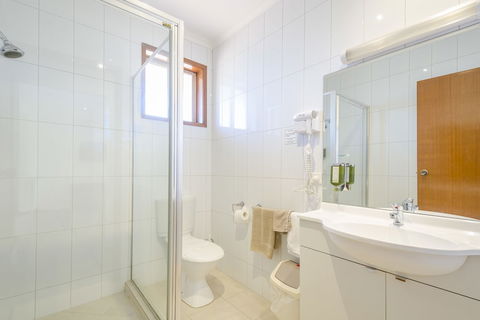 Werribee Motel & Apartments - Sydney 4u 3