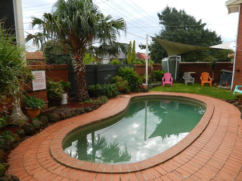 Werribee Motel & Apartments - Sydney 4u 1