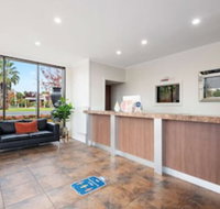 Comfort Inn Deakin Palms - Accommodation Sydney
