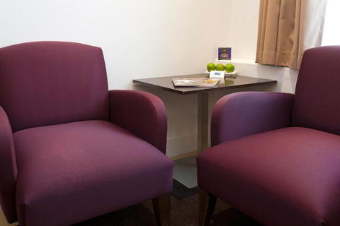 Hotel Causeway - Sydney 4u 4