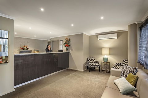 Quest Mont Albert - Sydney 4u 3