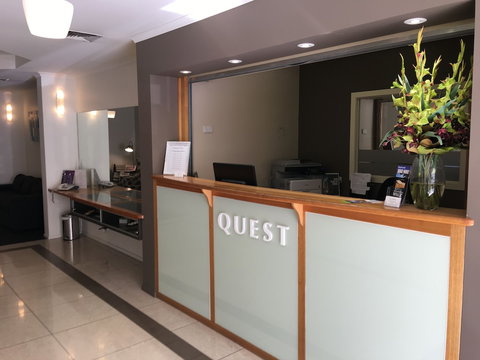 Quest Waterfront Serviced Apartments - Accommodation Sydney 0